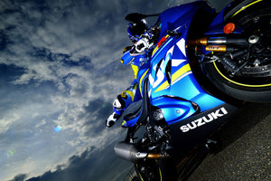 MOTO SUZUKI